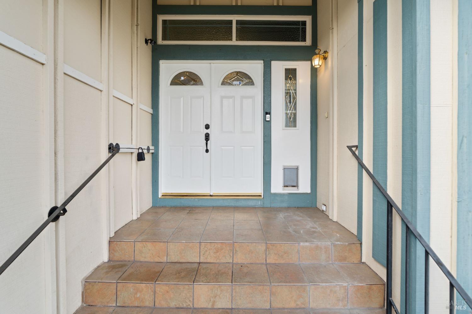 509 Temple Way Vallejo, CA 94591 - Photo 3 of 31