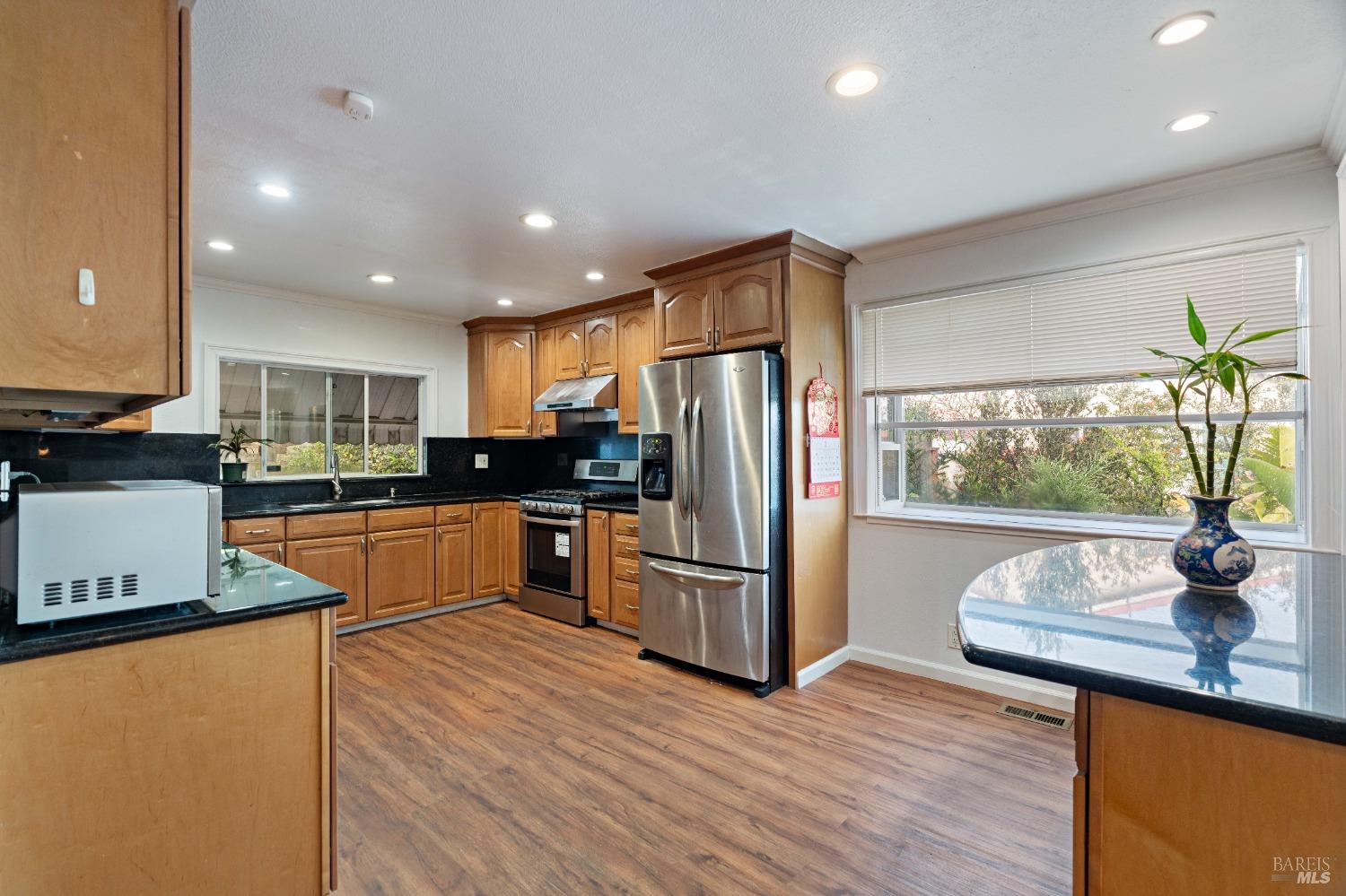 509 Temple Way Vallejo, CA 94591 - Photo 10 of 31