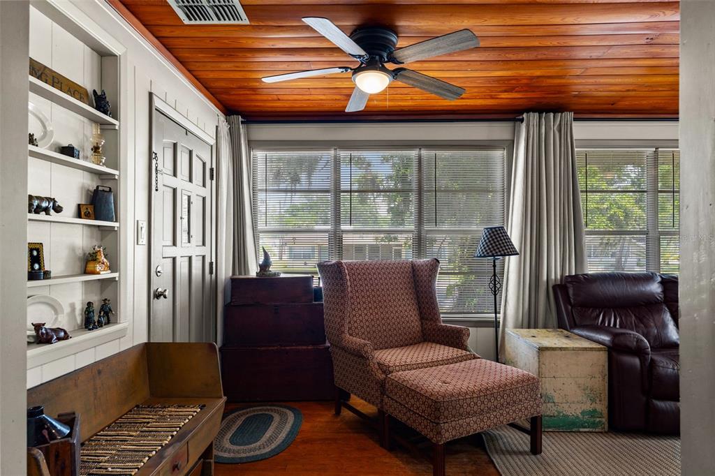 5845 Grand Boulevard New Port Richey, FL 34652 - Photo 12 of 56