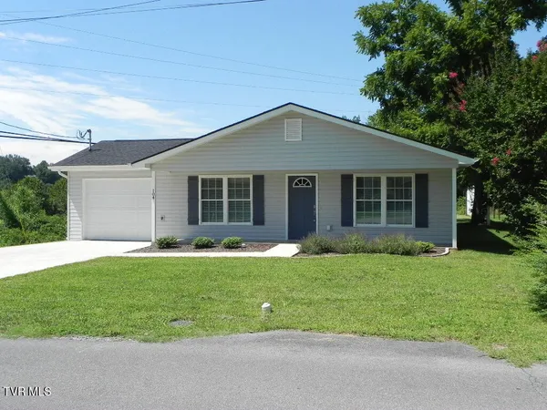 $319,900 | 104 Woodmont Avenue, Kingsport, TN 37660