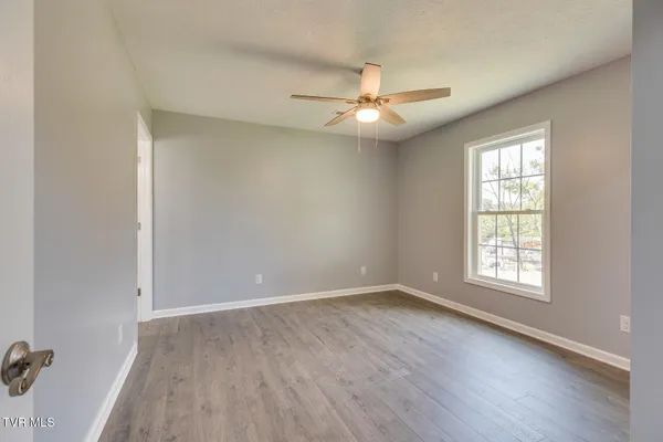 $319,900 | 104 Woodmont Avenue, Kingsport, TN 37660