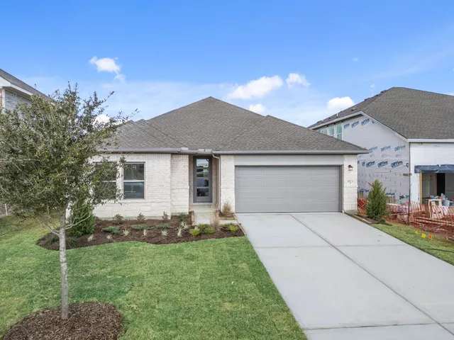 $319,990 | 1923 Stargazer Lane, Angleton, TX 77515