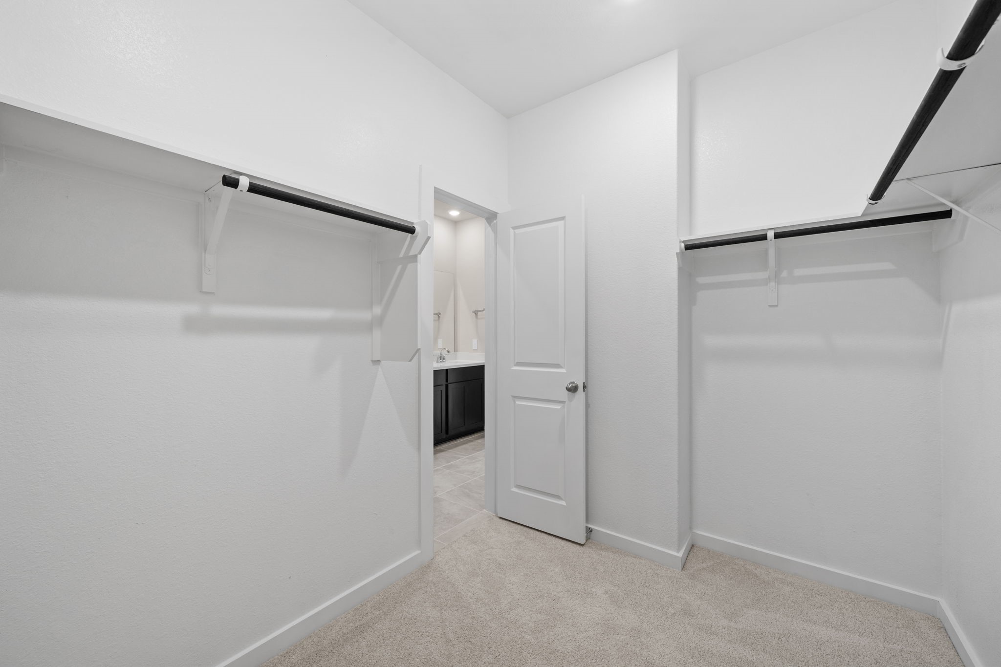 1923 Stargazer Lane Angleton, TX 77515 - Photo 23 of 36