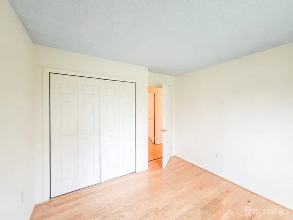 $2,150 | 15 Fisher Drive, Franklin Park, NJ 08823