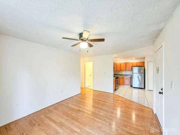 $2,150 | 15 Fisher Drive, Franklin Park, NJ 08823