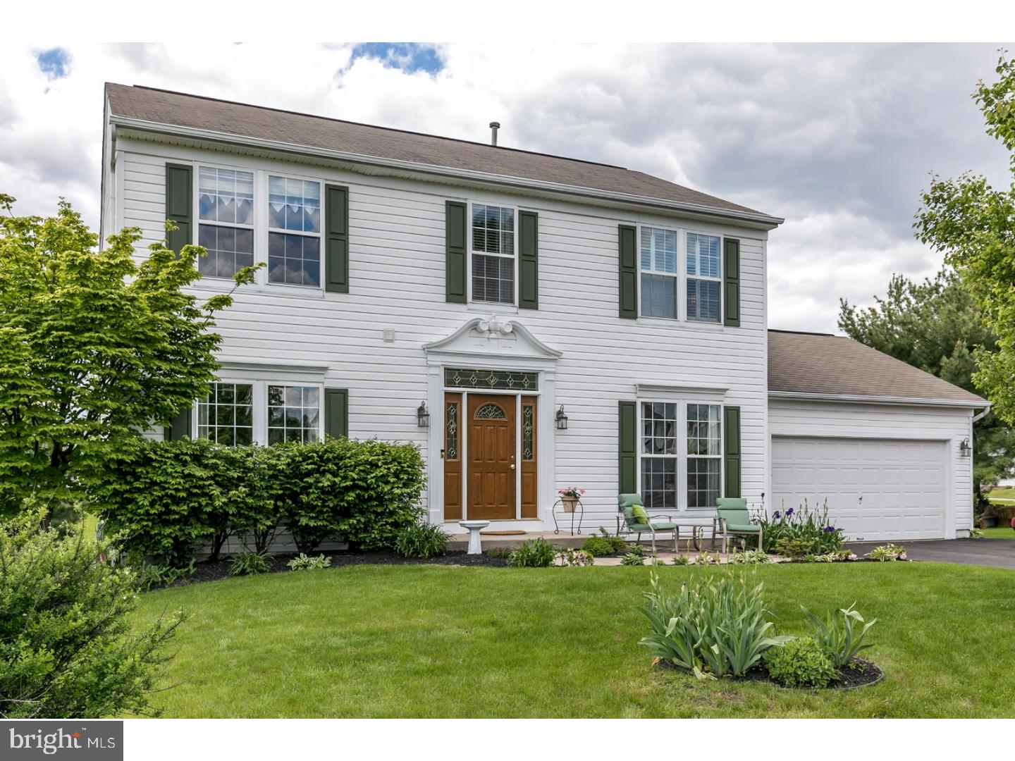 43 Quail Circle Spring City, PA 19475 - Photo 2 of 25 Exterior Front