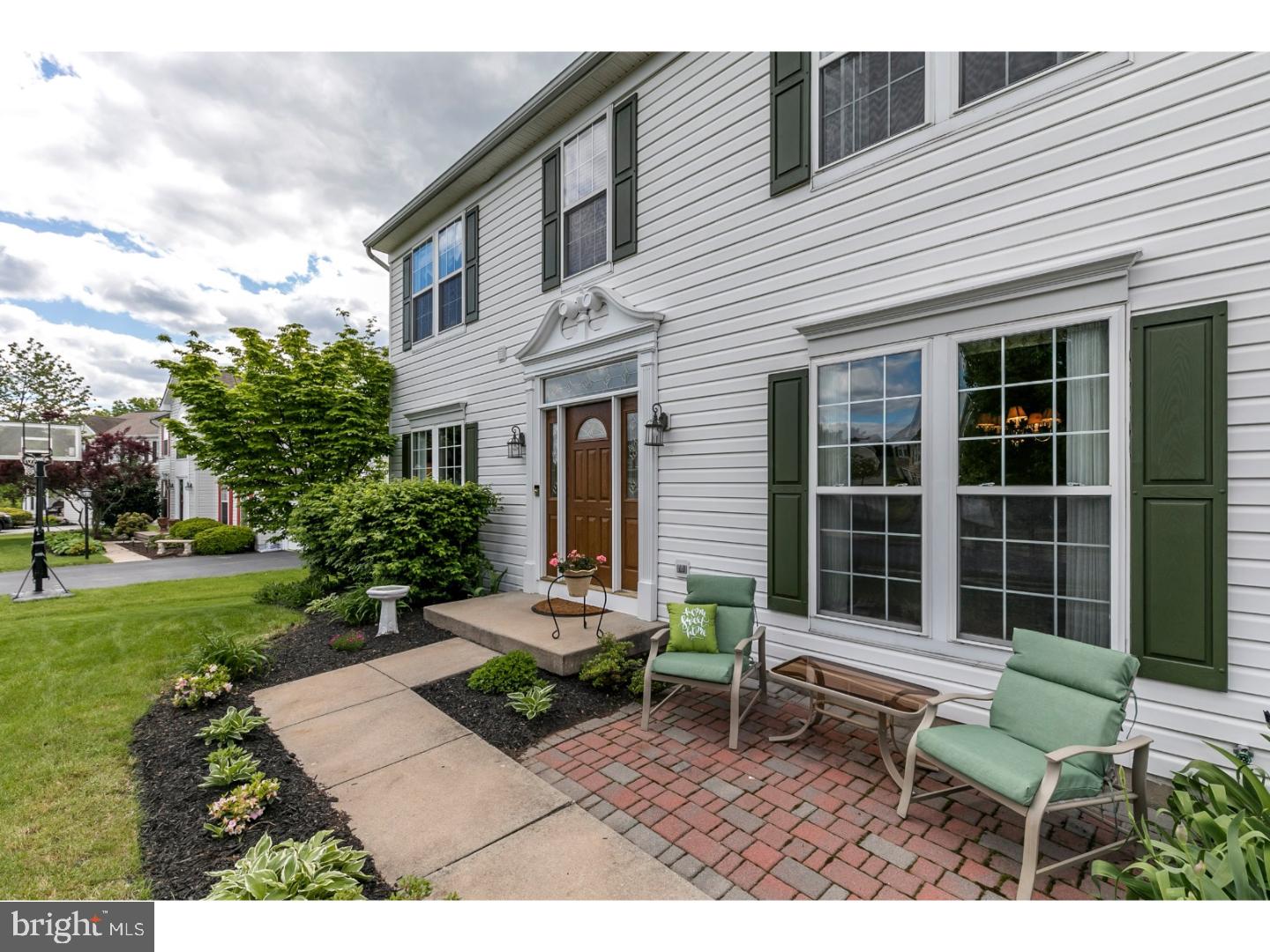 43 Quail Circle Spring City, PA 19475 - Photo 3 of 25 Porch