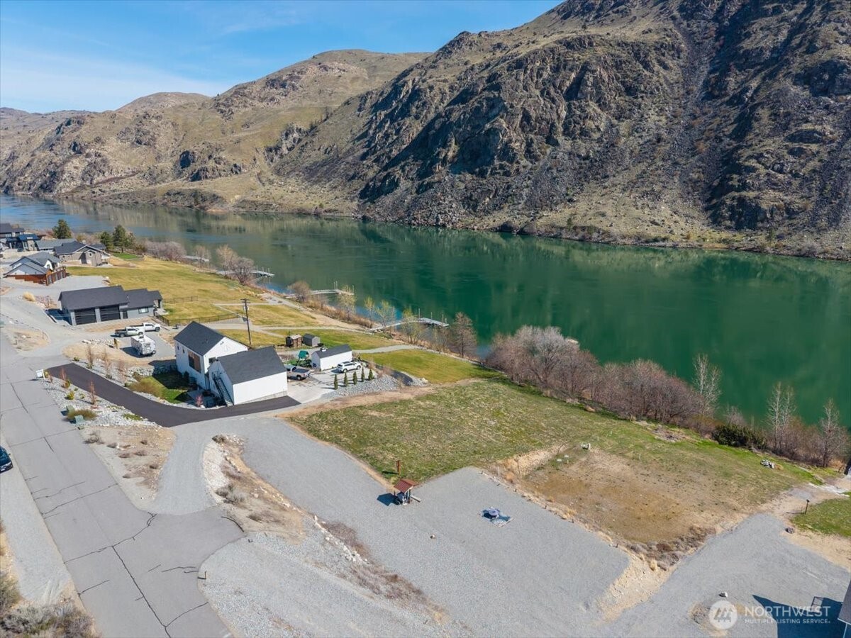 519 Hidden Lane Chelan, WA 98816 - Photo 5 of 25 a view of a lake with a mountain