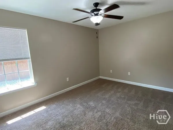 $1,950 | 231 Augusta Way, Hinesville, GA 31313