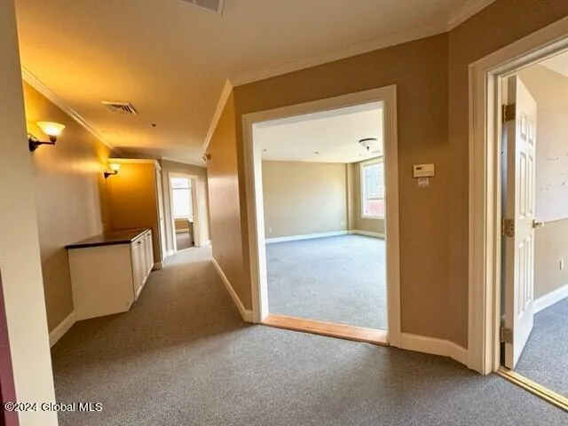 $2,250 | 433 Broadway, Unit 203, Saratoga Springs, NY 12866