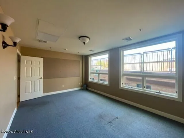 $2,250 | 433 Broadway, Unit 203, Saratoga Springs, NY 12866