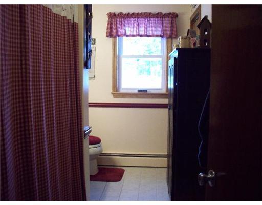 8 Denico Lane Waterville, ME 04901 - Photo 10 of 18 Bathroom.