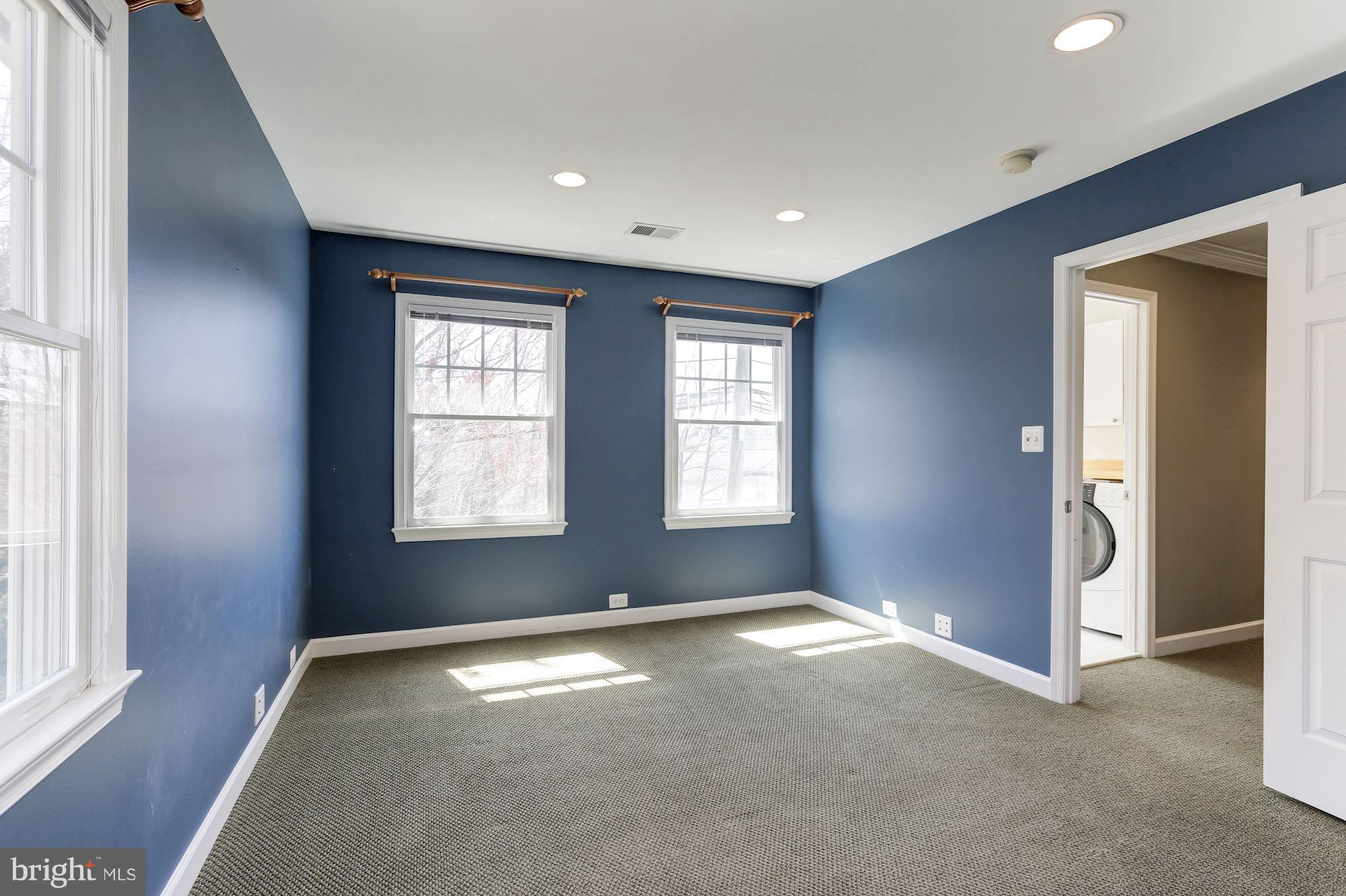 2201 South Glebe Road Arlington, VA 22206 - Photo 18 of 28 Bedroom