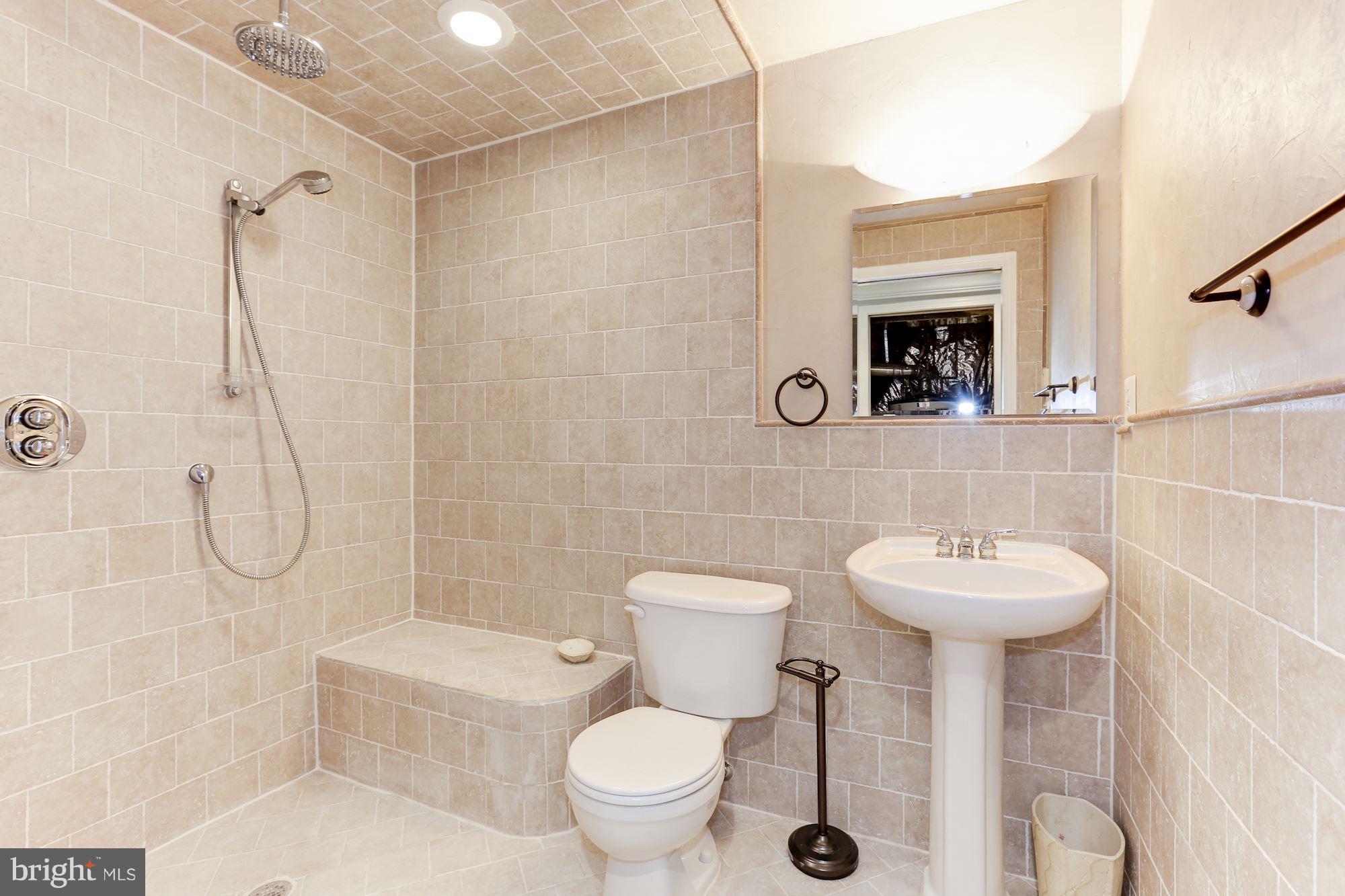 2201 South Glebe Road Arlington, VA 22206 - Photo 24 of 28 Basement