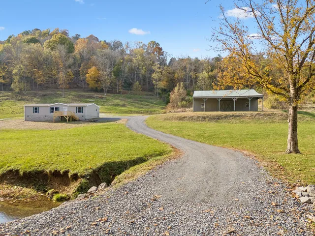 $359,900 | 825 Gaulden Hollow Road, Lafayette, TN 37083
