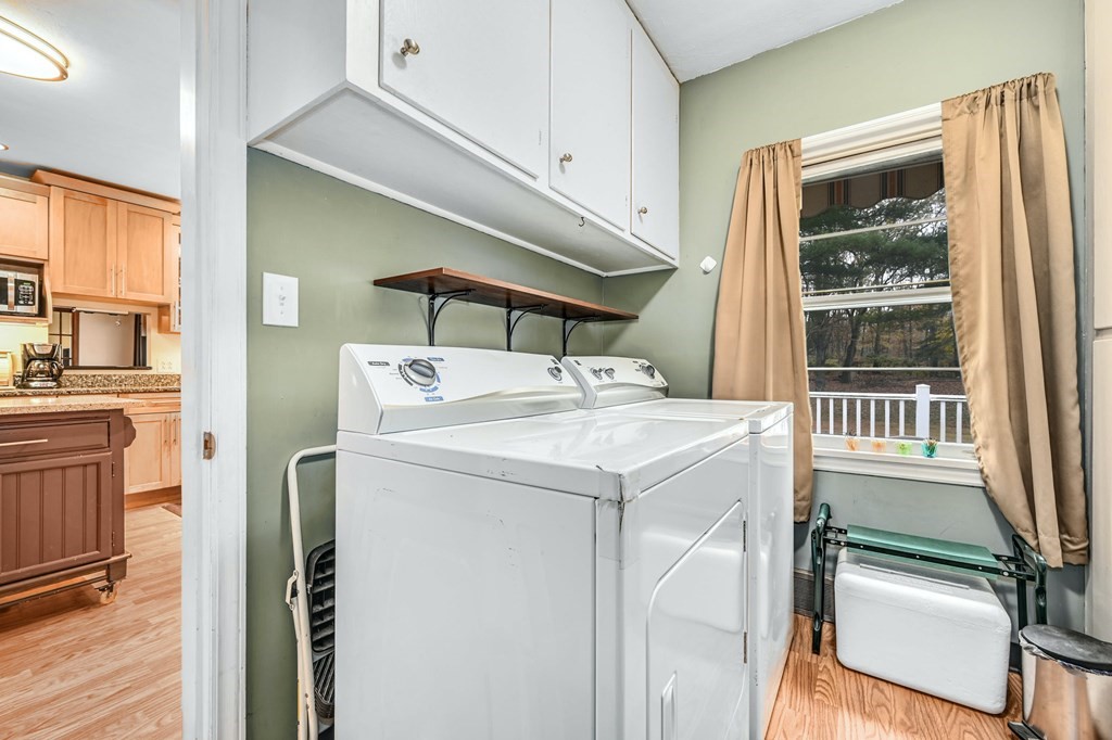 246 Thompson Road Webster, MA 01570 - Photo 23 of 31 Gallery Image 23