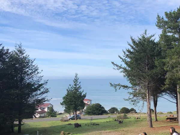 $75,000 | 134 Albatross Road, Shelter Cove, CA 95589