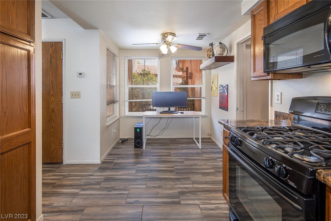 6556 West Beacon Road Las Vegas, NV 89108 - Photo 12 of 26 Gallery Image 12
