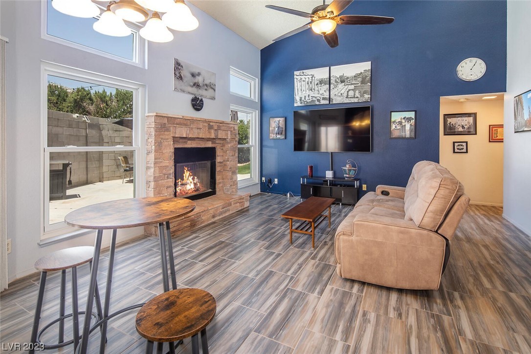 6556 West Beacon Road Las Vegas, NV 89108 - Photo 4 of 26 Gallery Image 4