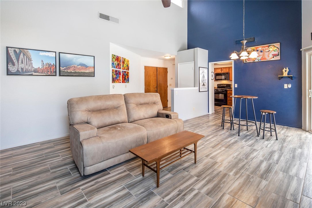 6556 West Beacon Road Las Vegas, NV 89108 - Photo 5 of 26 Gallery Image 5