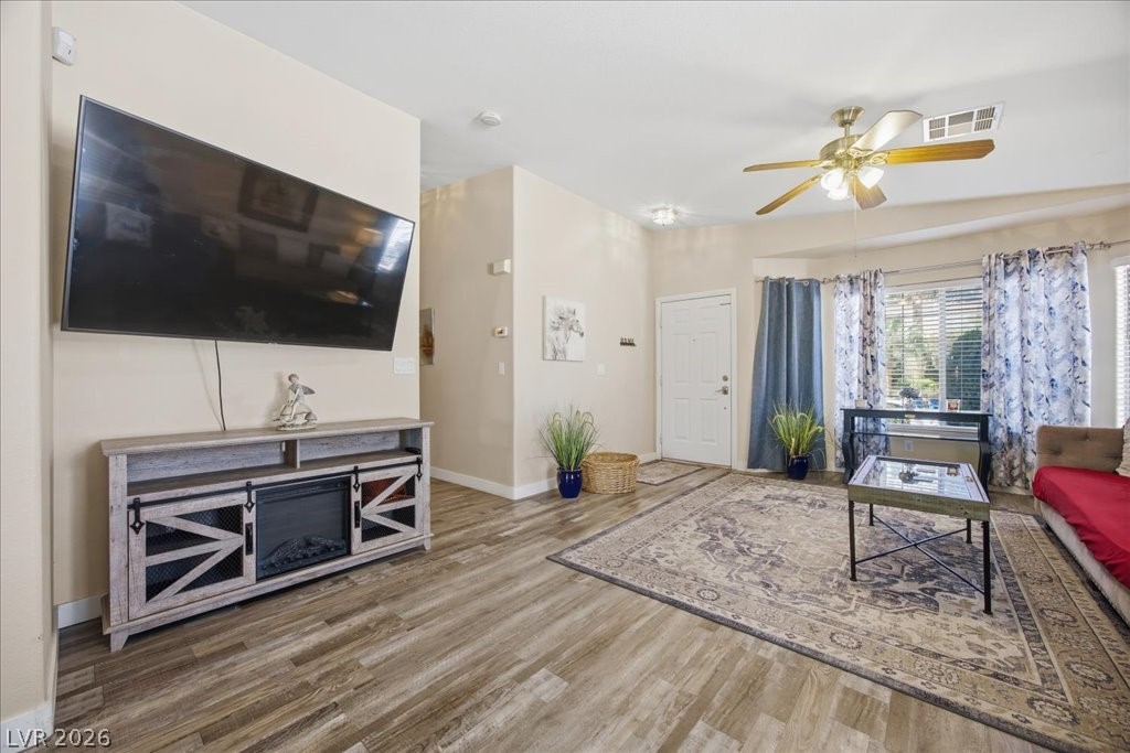 130 Lemongold Street Henderson, NV 89012 - Photo 5 of 28