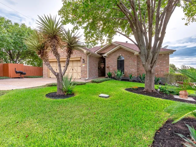 $2,395 | 1900 Red Rock Drive, Round Rock, TX 78665