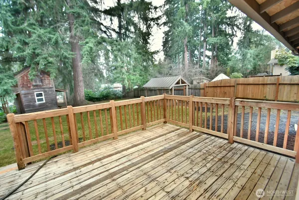 $3,950 | 17708 Northeast 160th Place, Woodinville, WA 98072
