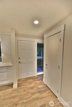 $3,950 | 17708 Northeast 160th Place, Woodinville, WA 98072