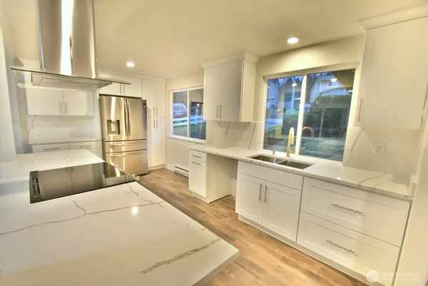 $3,950 | 17708 Northeast 160th Place, Woodinville, WA 98072