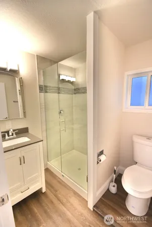 $3,950 | 17708 Northeast 160th Place, Woodinville, WA 98072