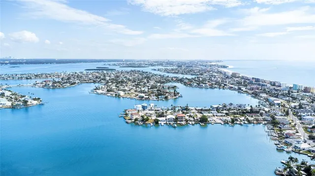 $1,180,000 | 360 145th Avenue, Madeira Beach, FL 33708