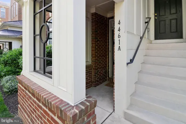 $2,700 | 4461 Beacon Grove Circle, Unit A703A, Fairfax, VA 22033