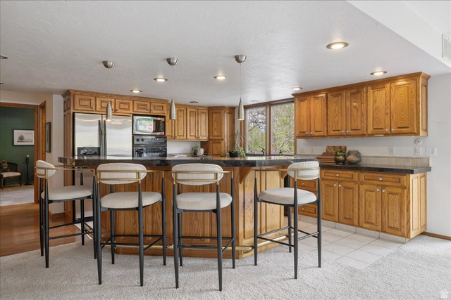 9725 Ruskin Circle Sandy, UT 84092 - Photo 16 of 75