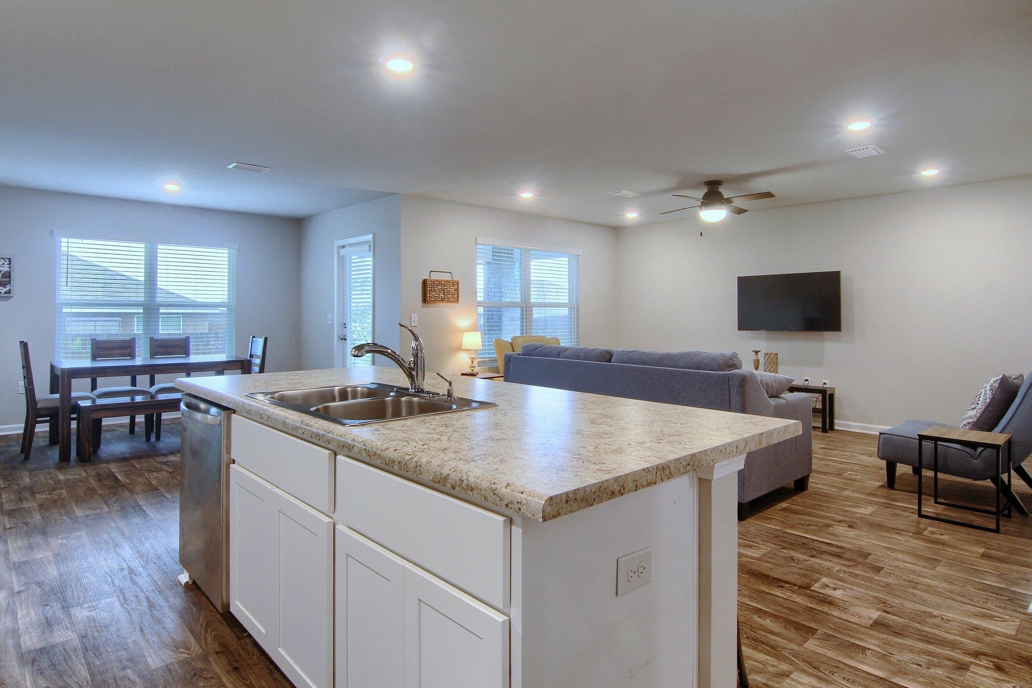 1333 Majesty Loop Foley, AL 36535 - Photo 7 of 24