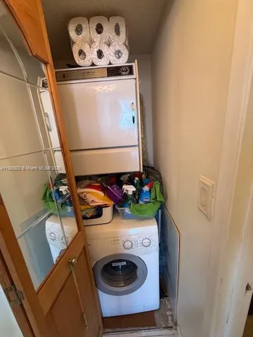 $425,000 | 20505 East Country Club Drive, Unit 1036, Aventura, FL 33180