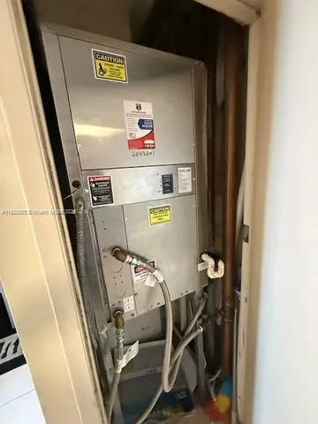 $425,000 | 20505 East Country Club Drive, Unit 1036, Aventura, FL 33180