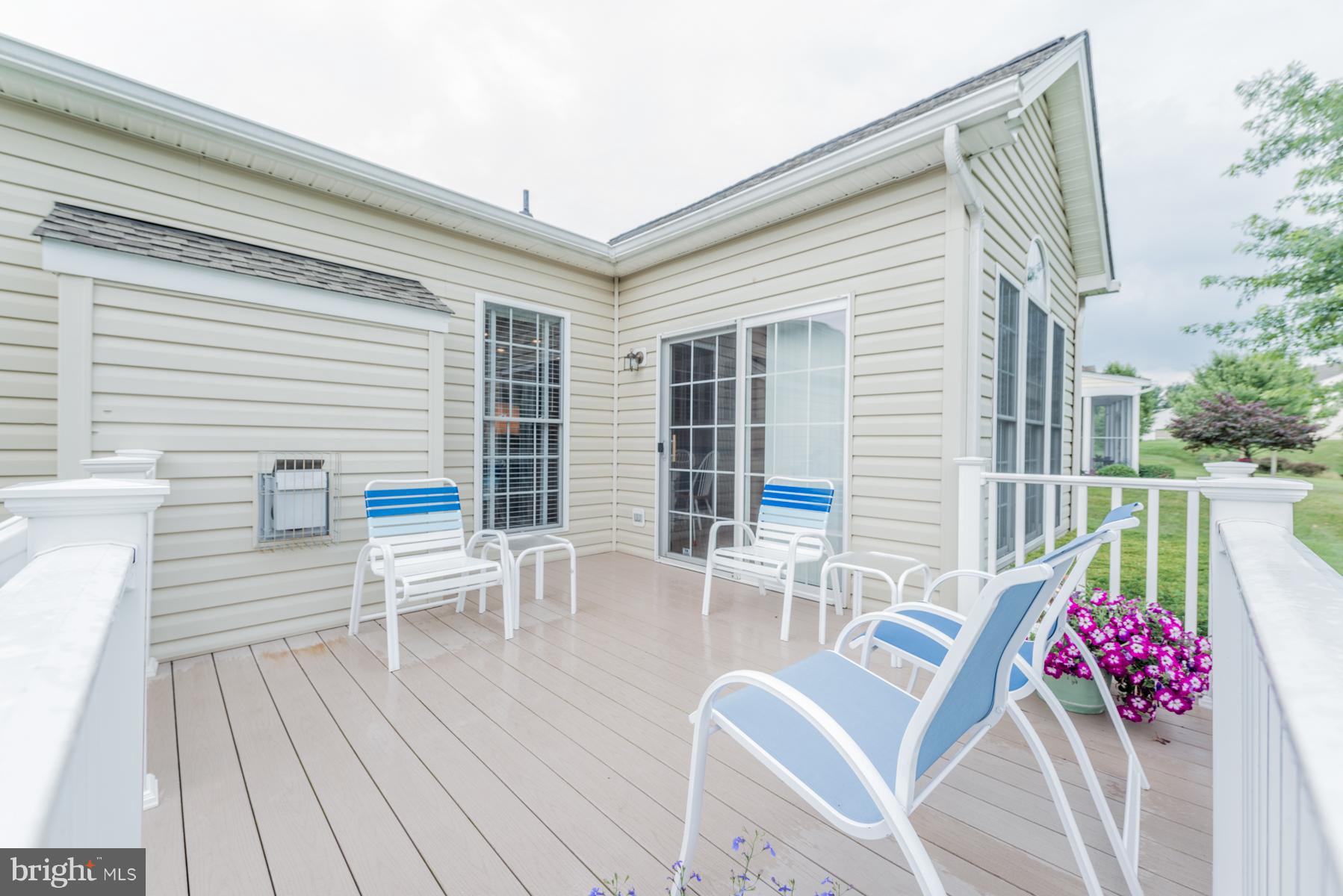 364 Grey Friars Road Westminster, MD 21158 - Photo 28 of 30 Trex Deck