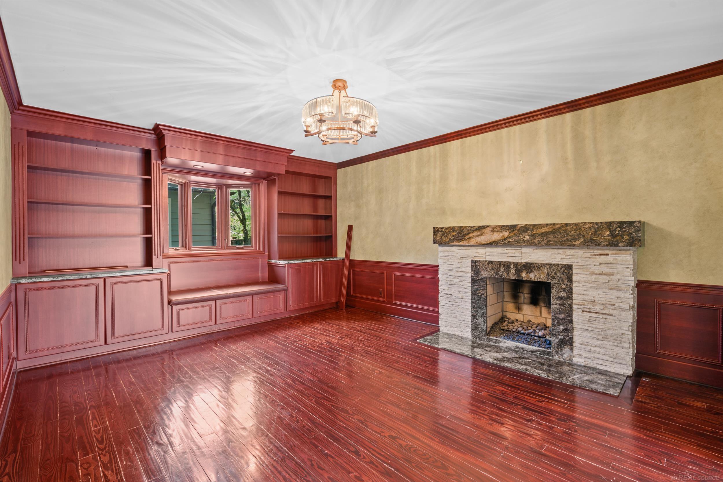 1071 Nakomis Road Lake Orion, MI 48362 - Photo 24 of 71