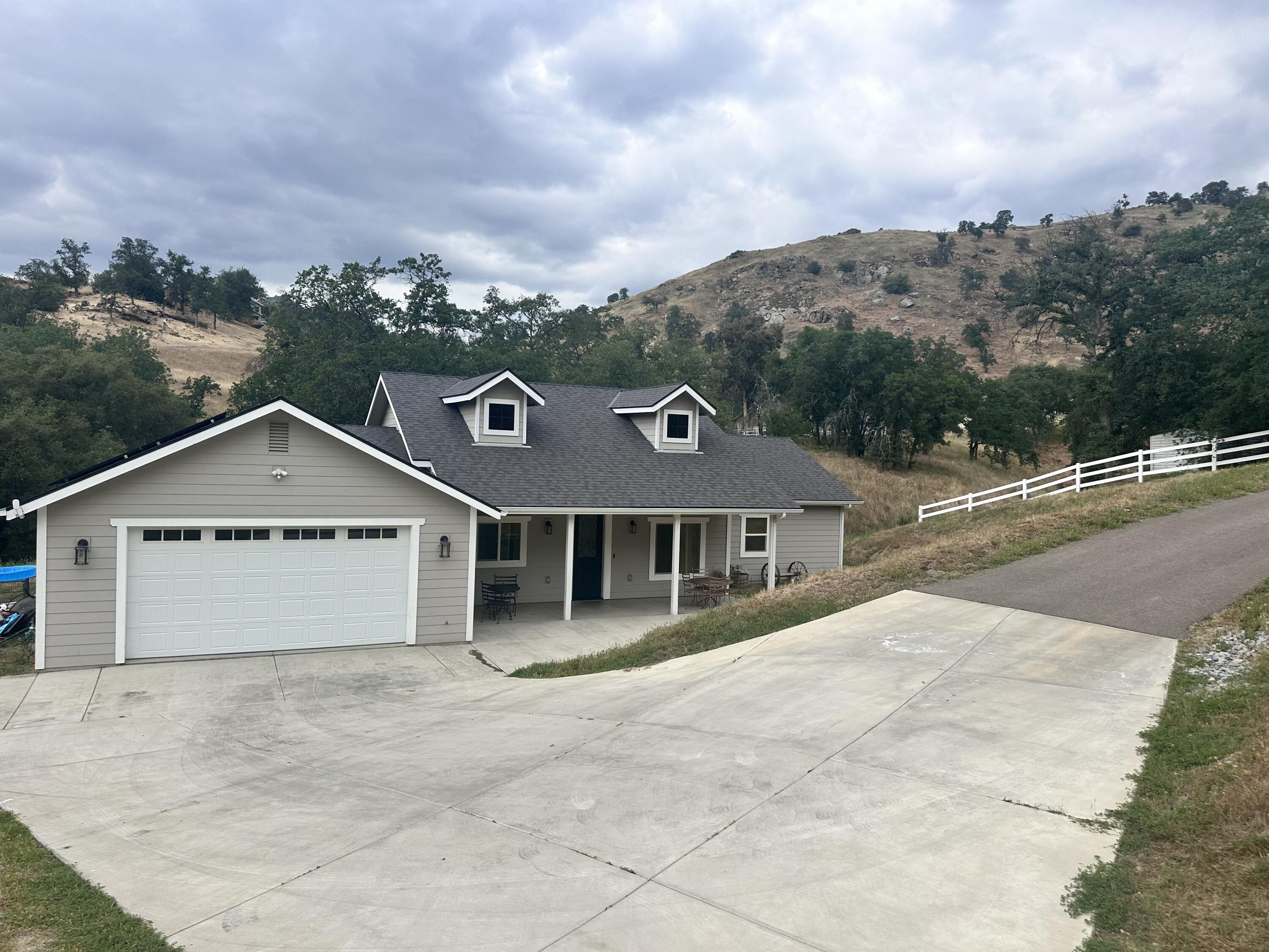 41955 Black Oak Drive Three Rivers, CA 93271 - Photo 2 of 17 IMG_0130