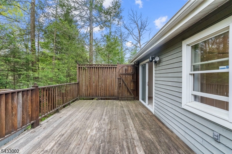 5327 Berkshire Valley Road, Unit 8 Oak Ridge, NJ 07438 - Photo 18 of 21