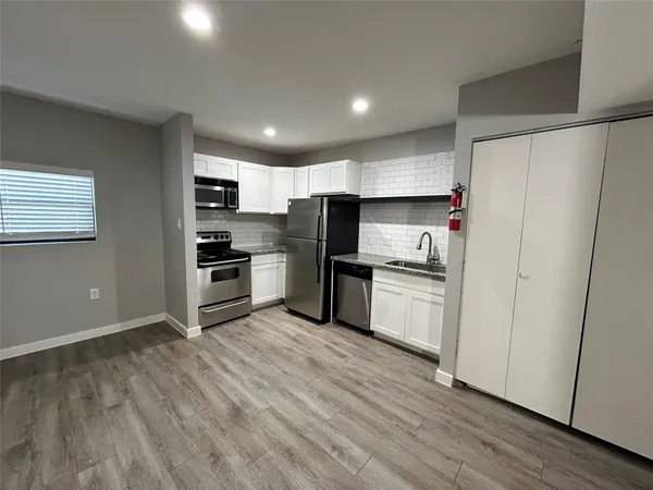 $1,385 | 2810 Beauchamp Street, Unit 6, Houston, TX 77009