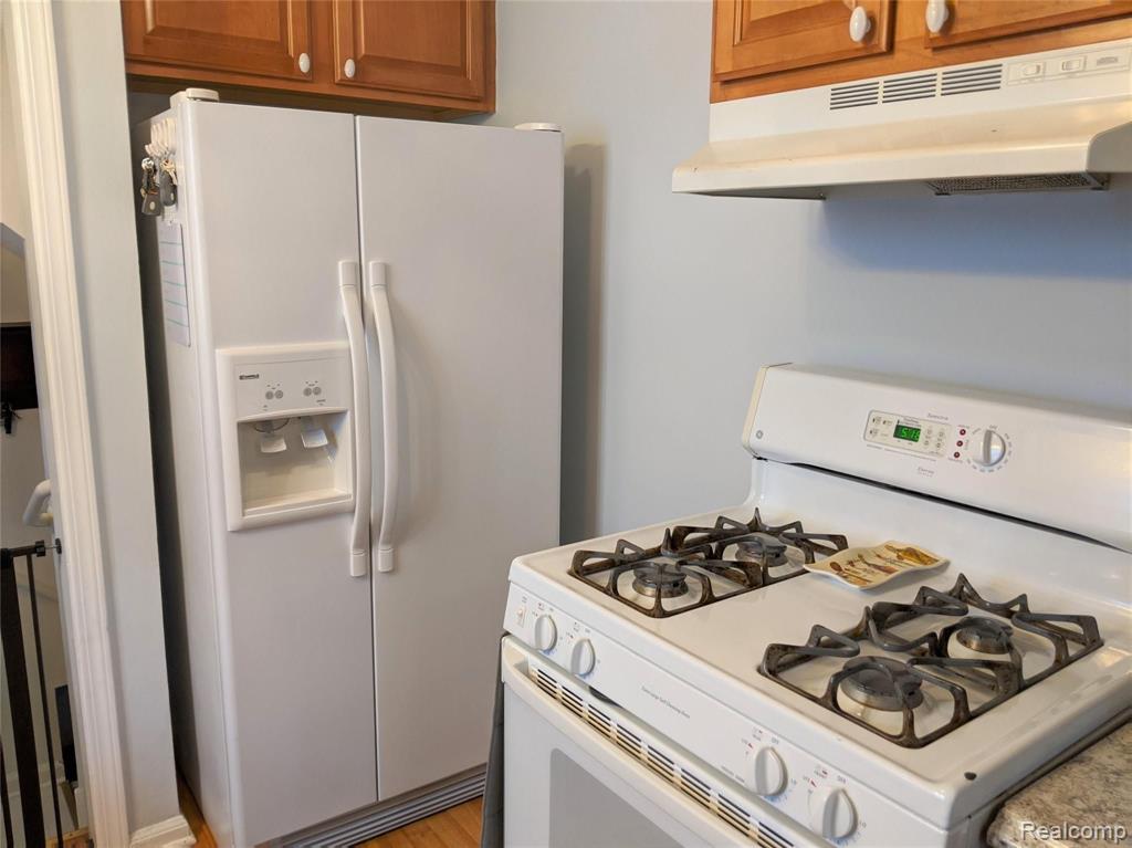 13357 Rosedale Street Southgate, MI 48195 - Photo 7 of 37