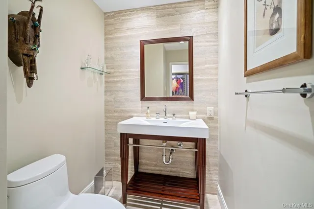 $1,199,000 | 230 Hamlet Drive, Jericho, NY 11753