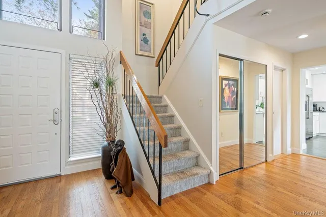 $1,199,000 | 230 Hamlet Drive, Jericho, NY 11753