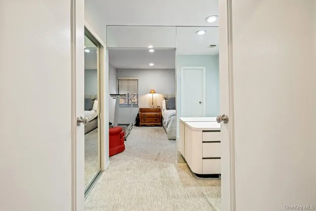 $1,199,000 | 230 Hamlet Drive, Jericho, NY 11753