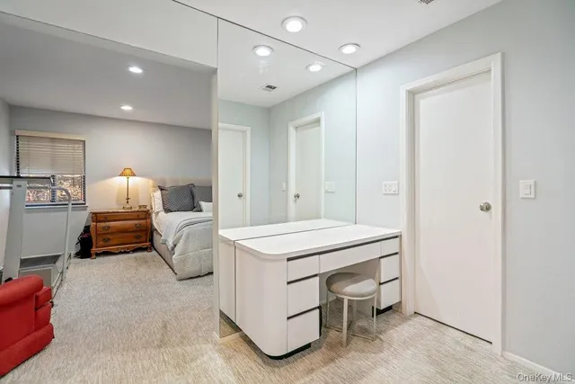 $1,199,000 | 230 Hamlet Drive, Jericho, NY 11753