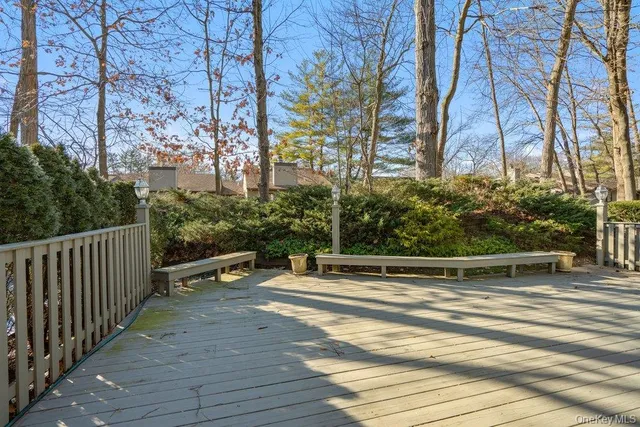 $1,199,000 | 230 Hamlet Drive, Jericho, NY 11753