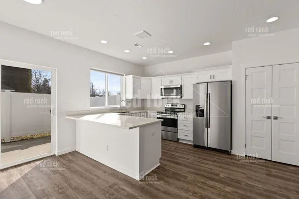 $1,799 | 12625 East Main Avenue, Spokane Valley, WA 99216