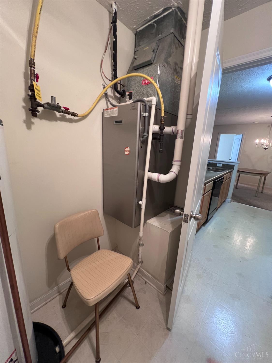 3414 North Bend Road, Unit 4 Cincinnati, OH 45247 - Photo 17 of 21 Gallery Image 17