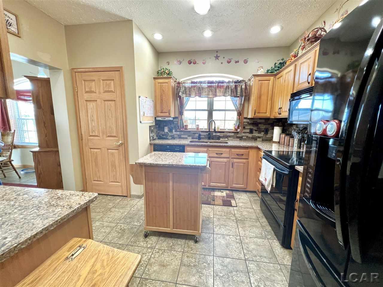 18663 Rome Hudson, MI 49247 - Photo 17 of 45